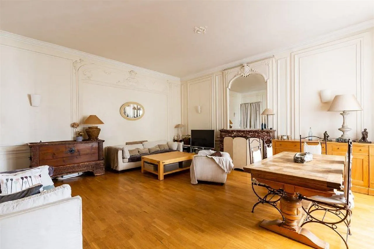 Veeve - Parisian Charm By Pereire Apartment