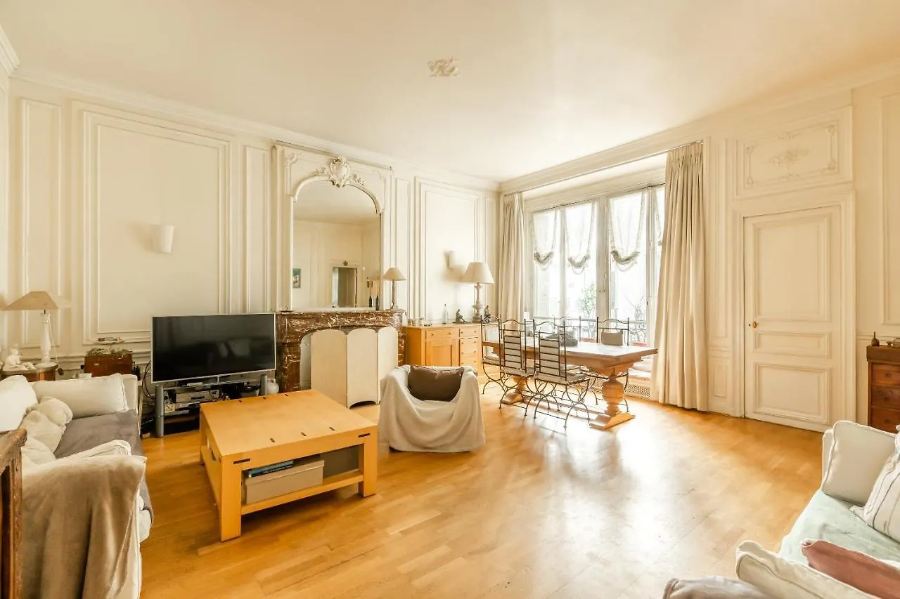 Veeve - Parisian Charm By Pereire * Париж